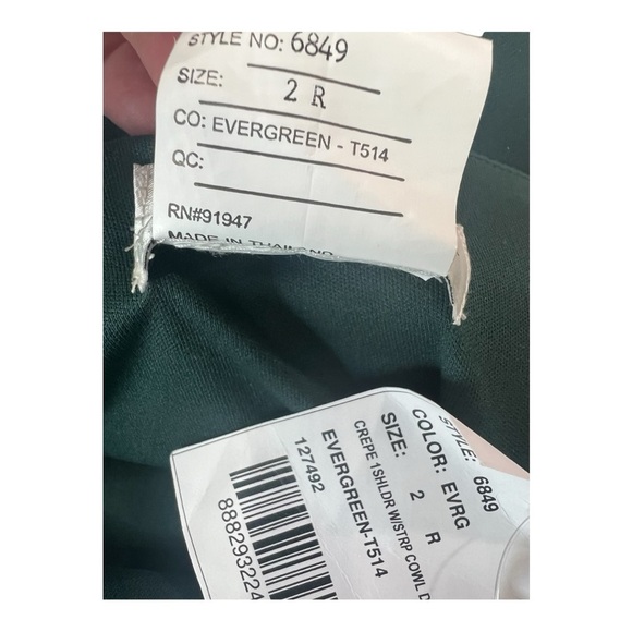 After Six Evergreen 6849 One-Shoulder Draped Cowl-Neck Maxi Dress NEW Size 2R - Picture 13 of 15